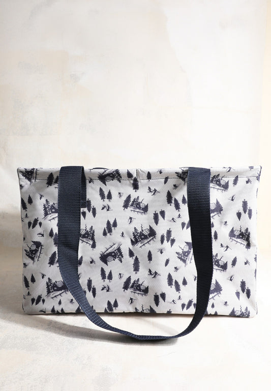 Maurices Holiday Everyday Adventure Ski Lodge Foldable Tote