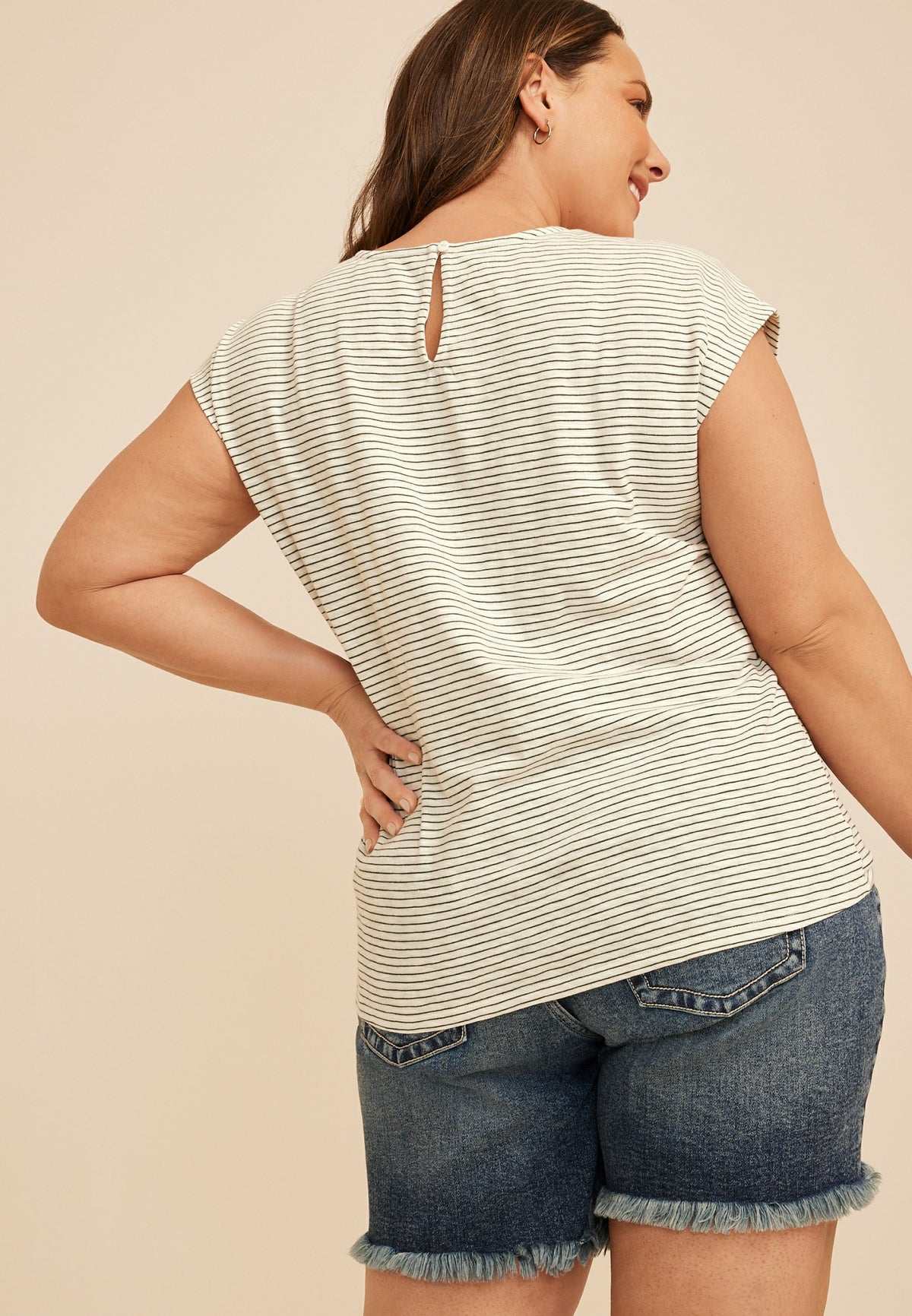 Maurices Plus Size 24/7 Austin Micro Stripe Knot Hem Tee